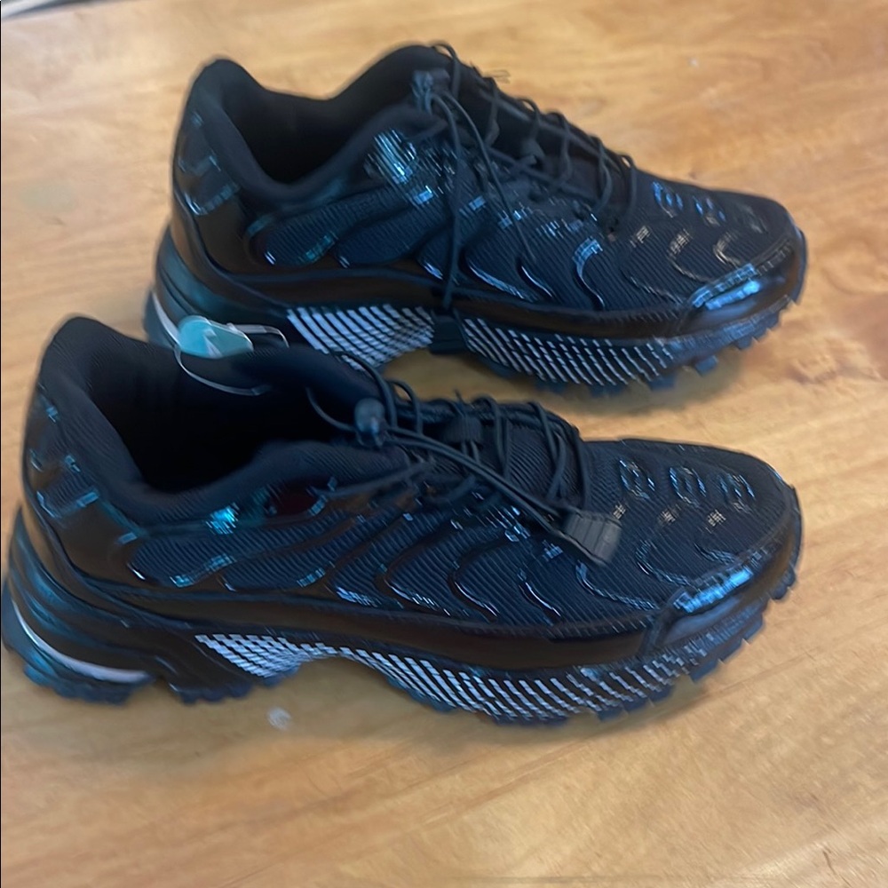 Ashion Men's Black Athletic Shoes